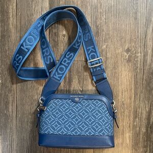 Michael Kors Jet Set Charm Blue Dome Crossbody